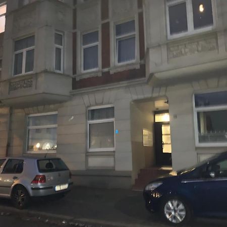Nordsee Und City Fusslaufig - Luxeriose Fewo Mit Grossem Balkon Wilhelmshaven Exteriör bild