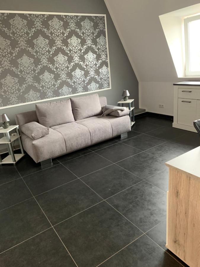 Nordsee Und City Fusslaufig - Luxeriose Fewo Mit Grossem Balkon Wilhelmshaven Exteriör bild