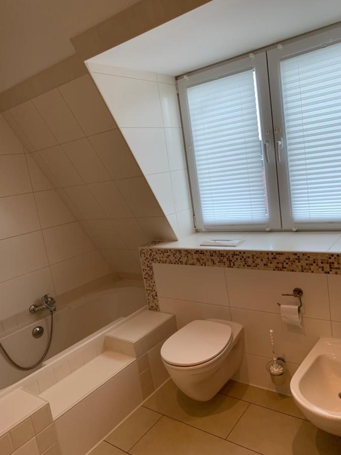 Nordsee Und City Fusslaufig - Luxeriose Fewo Mit Grossem Balkon Wilhelmshaven Exteriör bild