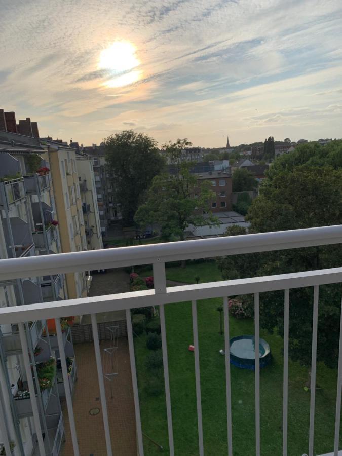Nordsee Und City Fusslaufig - Luxeriose Fewo Mit Grossem Balkon Wilhelmshaven Exteriör bild