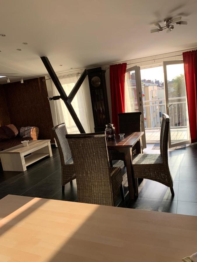 Nordsee Und City Fusslaufig - Luxeriose Fewo Mit Grossem Balkon Wilhelmshaven Exteriör bild