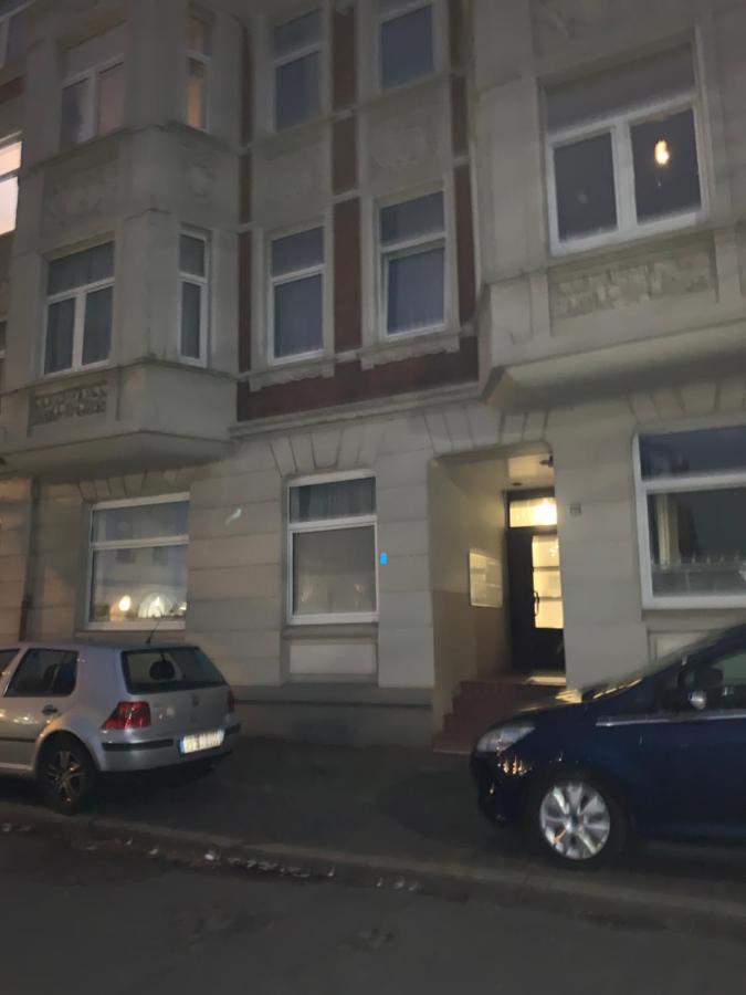 Nordsee Und City Fusslaufig - Luxeriose Fewo Mit Grossem Balkon Wilhelmshaven Exteriör bild